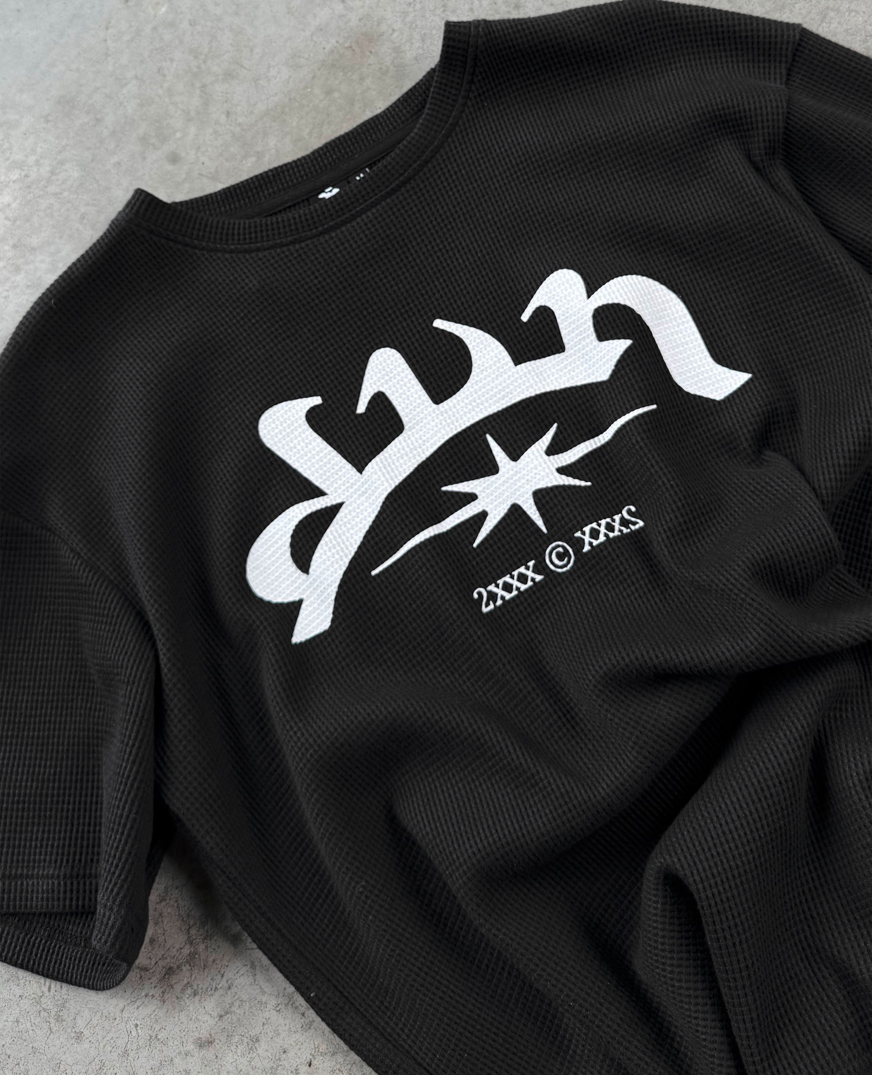 BLACK WAFFLE T-SHIRT